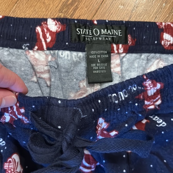 State O Maine Santa Sleep Pants - Picture 2 of 7